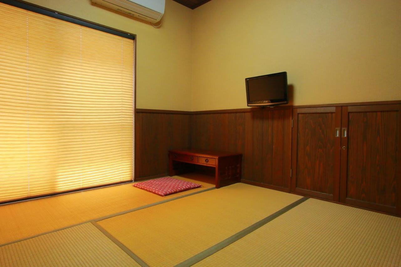 Family Ryokan Kawakyu With Showa Retro, Private Hot Spring Ibusuki Exterior foto