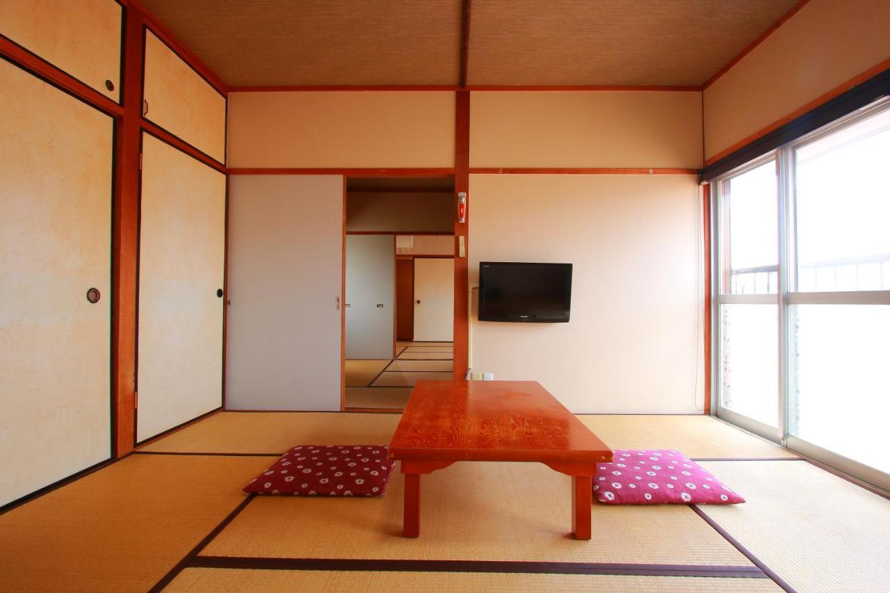 Family Ryokan Kawakyu With Showa Retro, Private Hot Spring Ibusuki Exterior foto