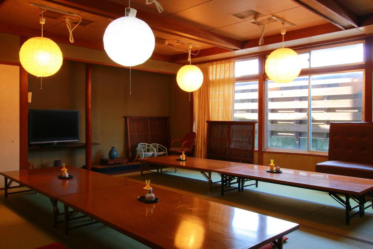 Family Ryokan Kawakyu With Showa Retro, Private Hot Spring Ibusuki Exterior foto